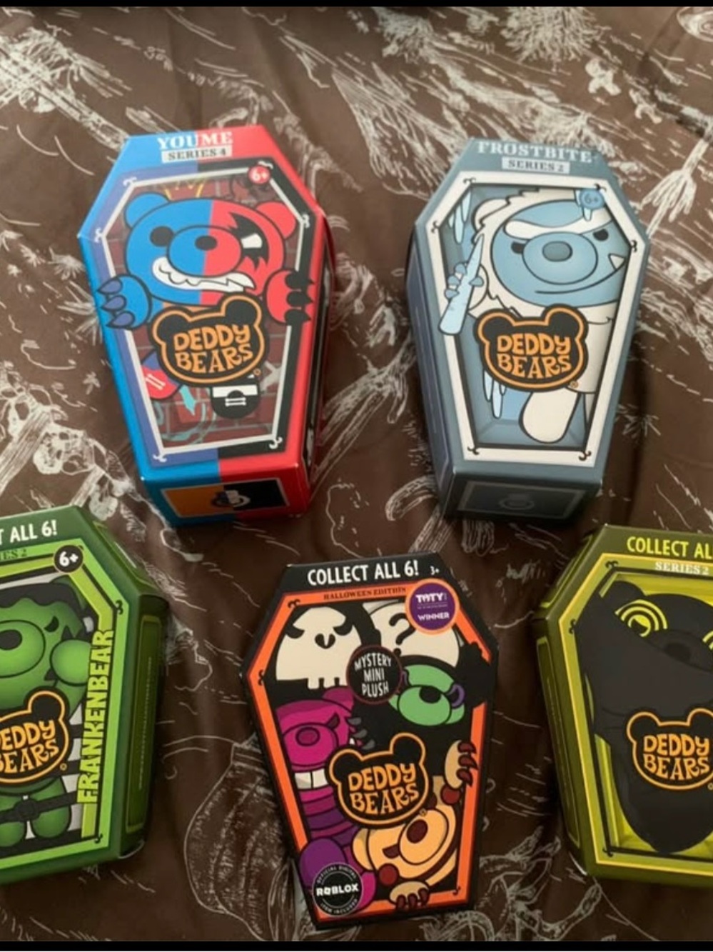 Deddy Bears Mystery Mini Plush Coffin Boxes — Multicolor Set